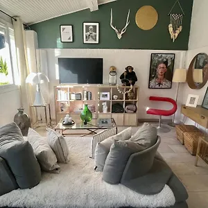 https://maison-de-vacances-saint-paul-de-vence.fr-provencehotel.com